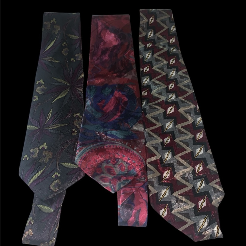 Stylish Men's Tie Collection - Floral and Geometric Patterns